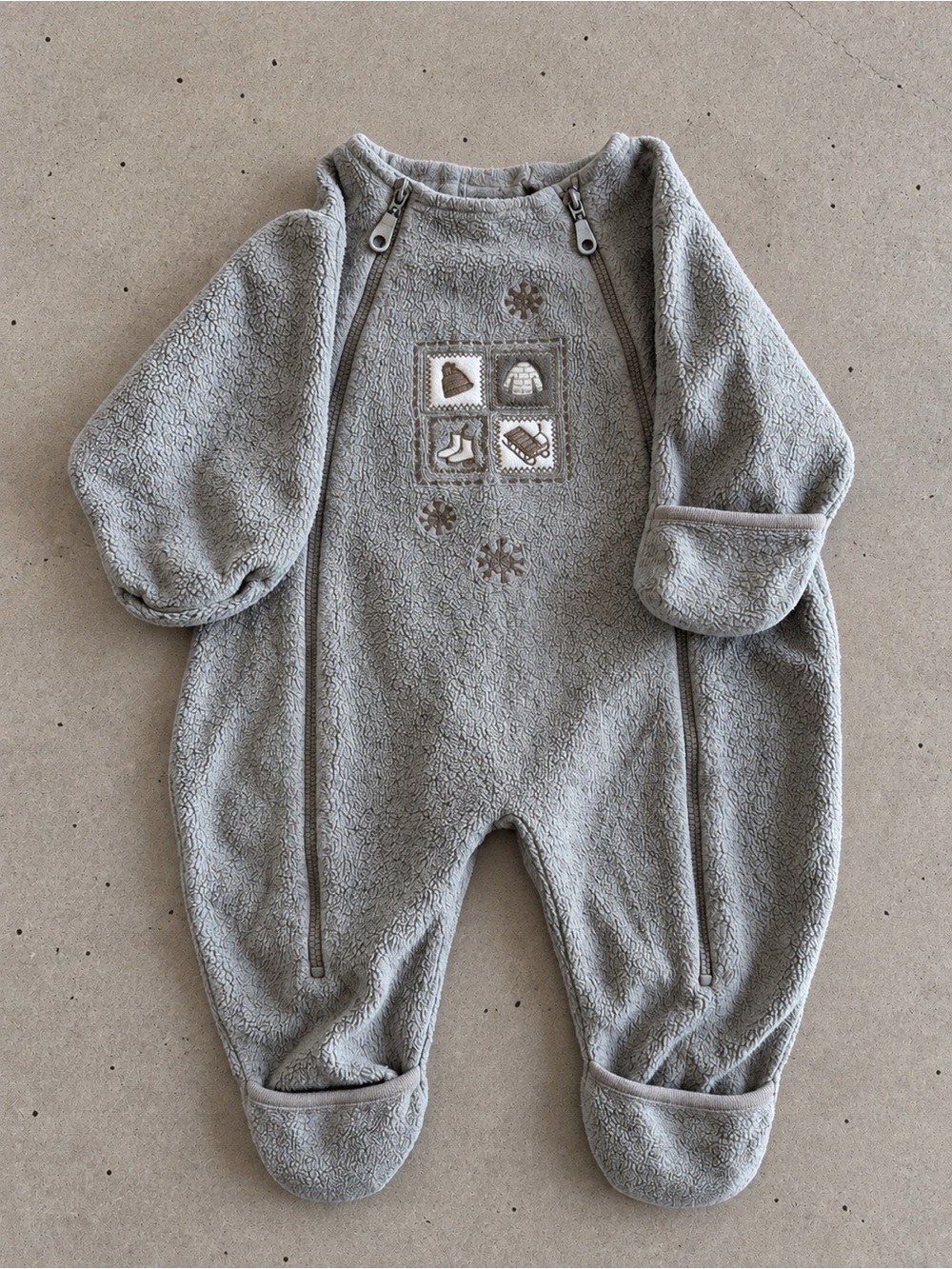 Vintage Baby Fleece Footed One-Piece Romper size 18M